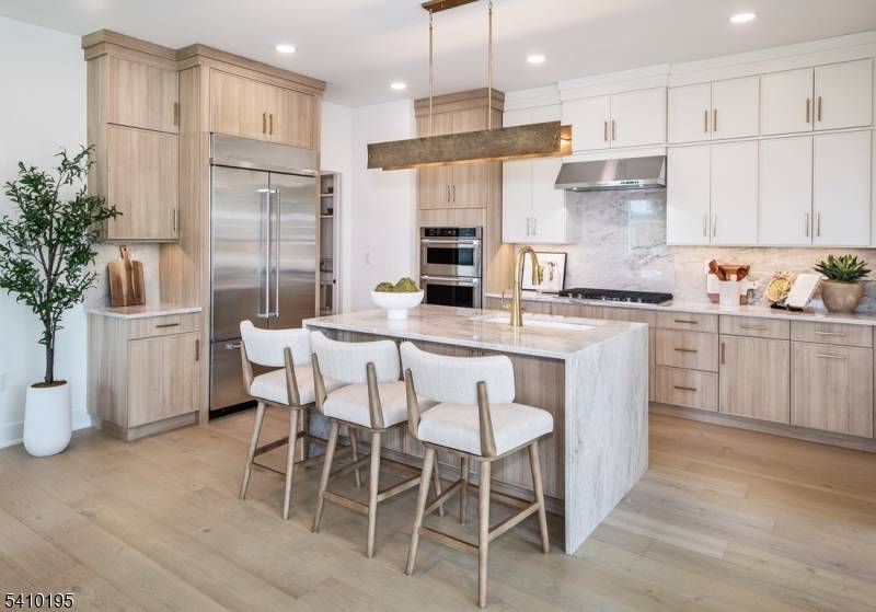 PRIVATE WOODED LOCATION !