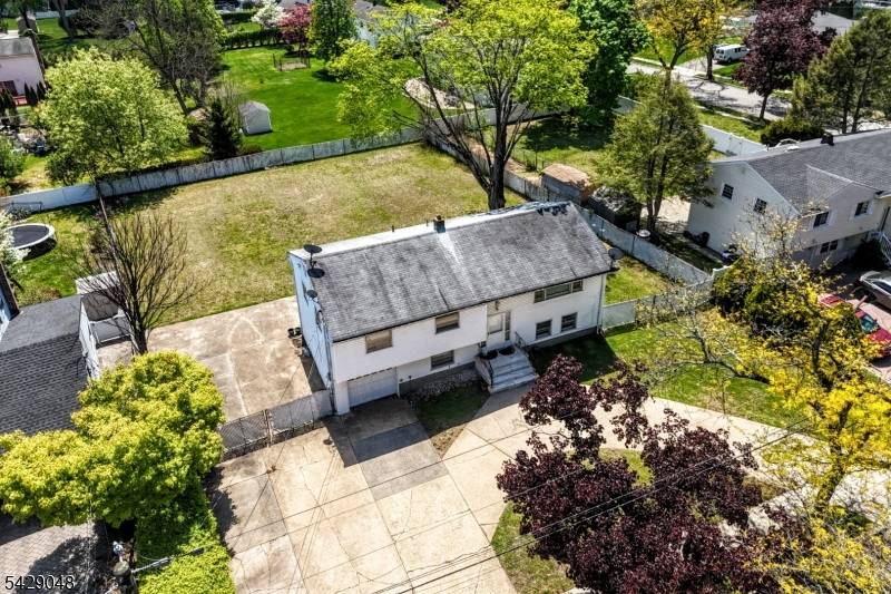 Fabulous and unique opportunity awaits at 5 Burnside Place !