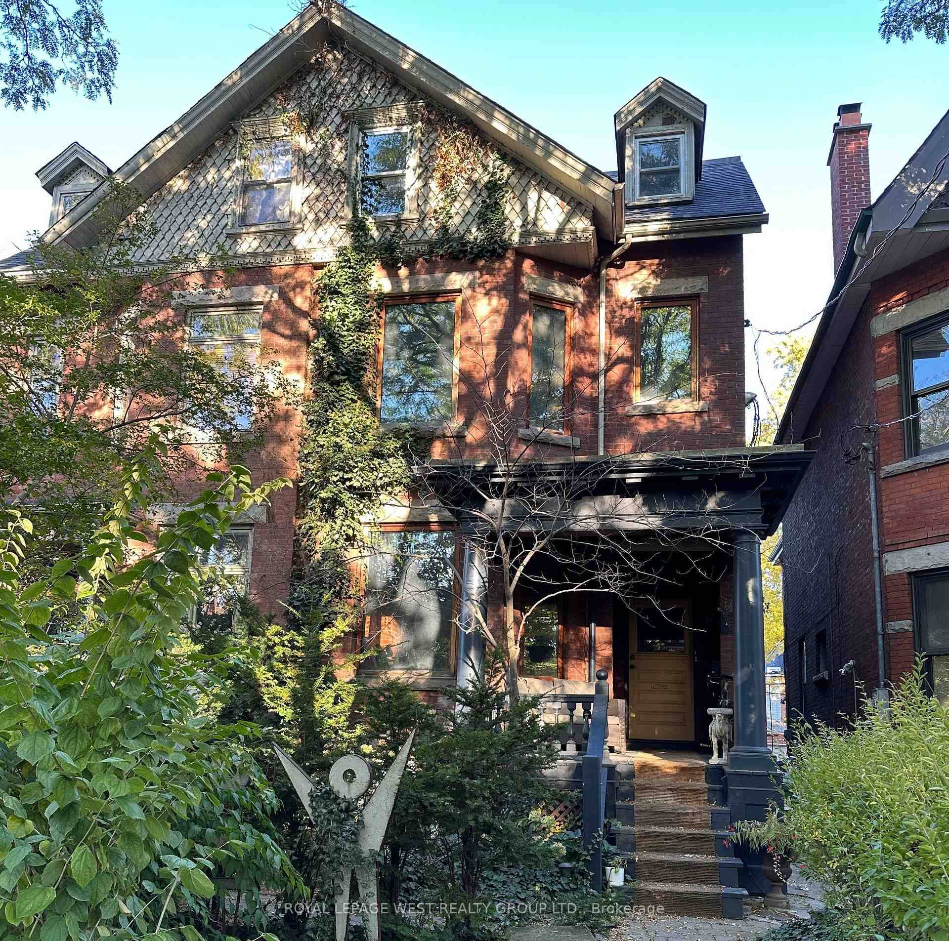 Iconic Brunswick Victorian on a Quiet Tree Lined Boulevard.