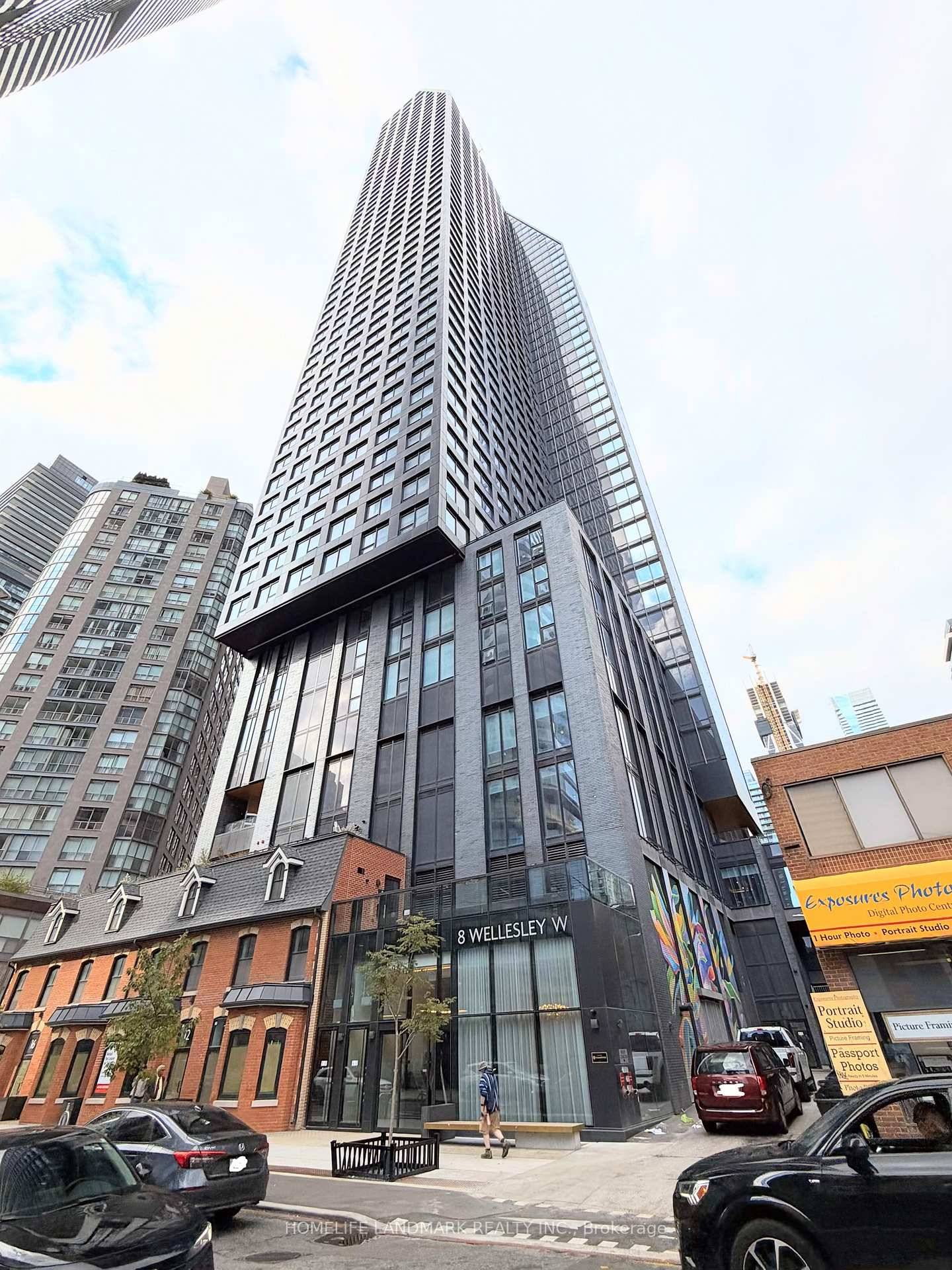Welcome To 8 Wellesley Residence, Brand New Luxurious 2 Bed 2 Bath Corner Suite At Prime Location Of Yonge And Wellesley.