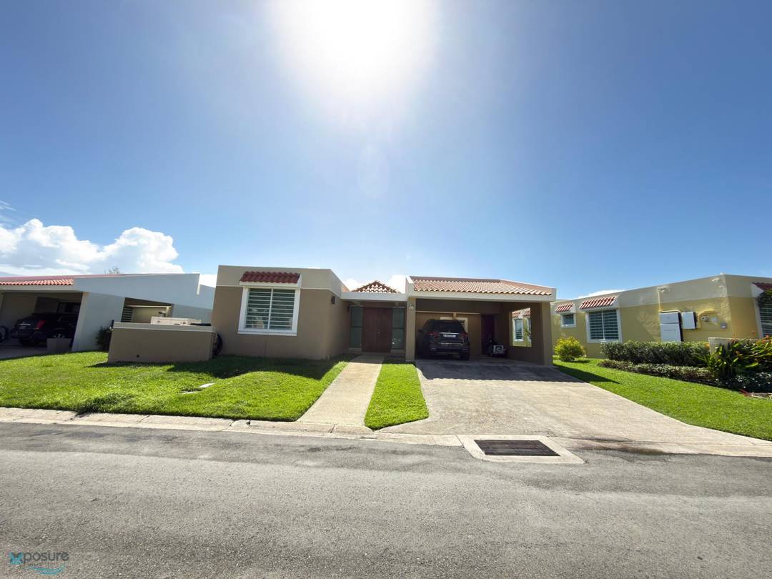 VILLA FRANCA II, CALLE 3 SOLAR 70 House Humacao