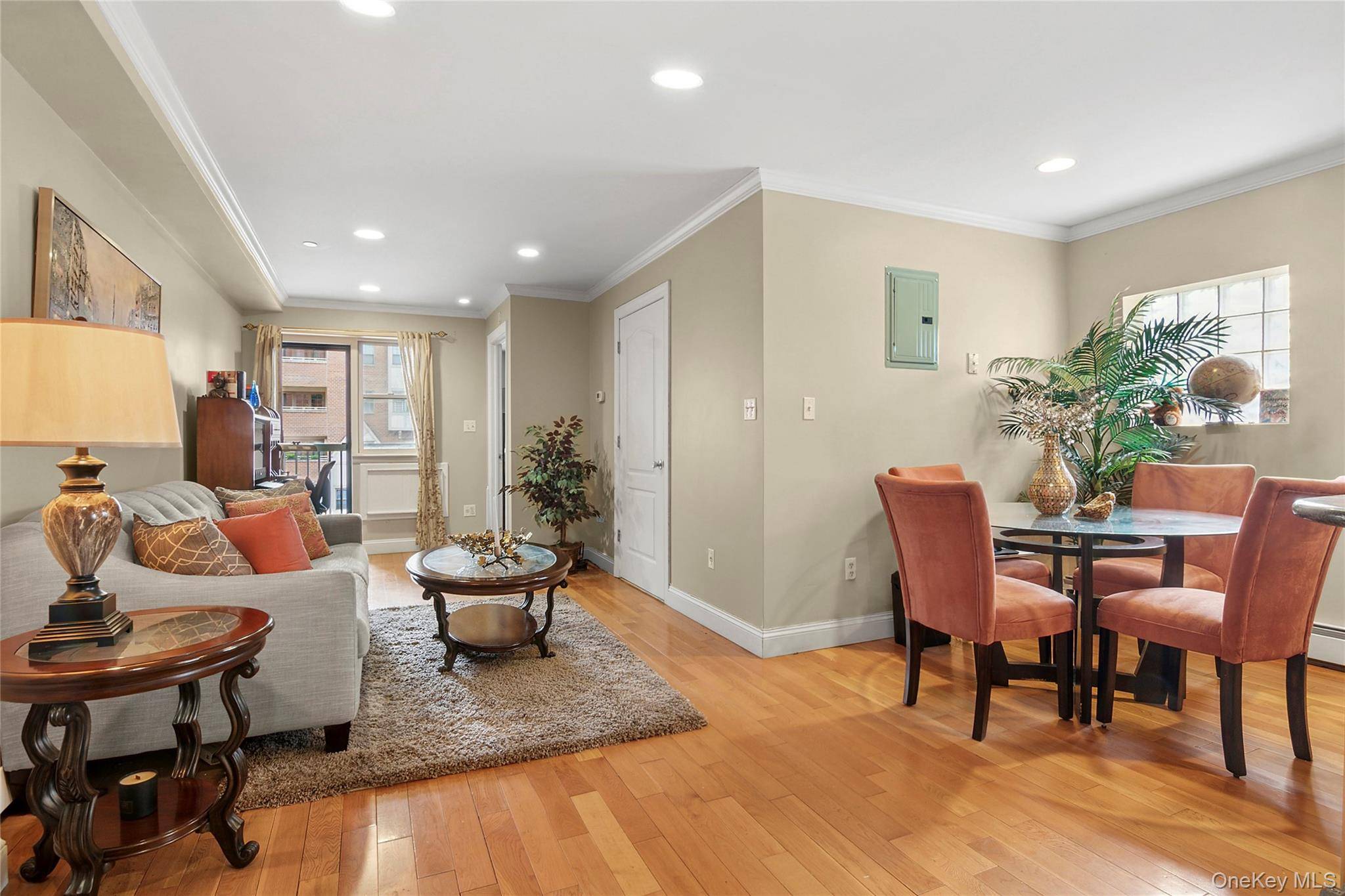 Welcome to the Century Condominium Complex in vibrant Kew Gardens !