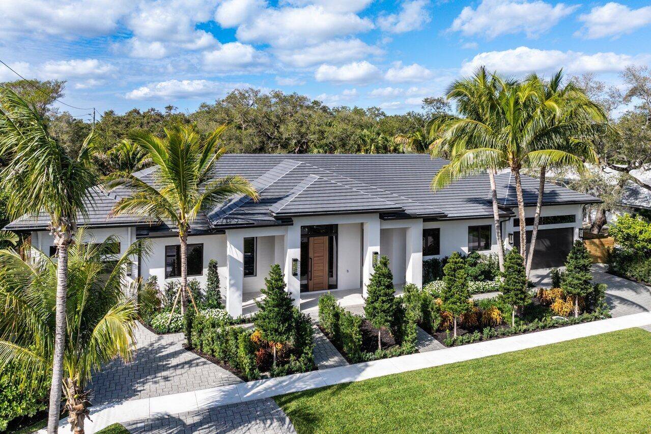 Exceptional Brand New One Story Estate 5 Ensuite Bedrooms, 5.