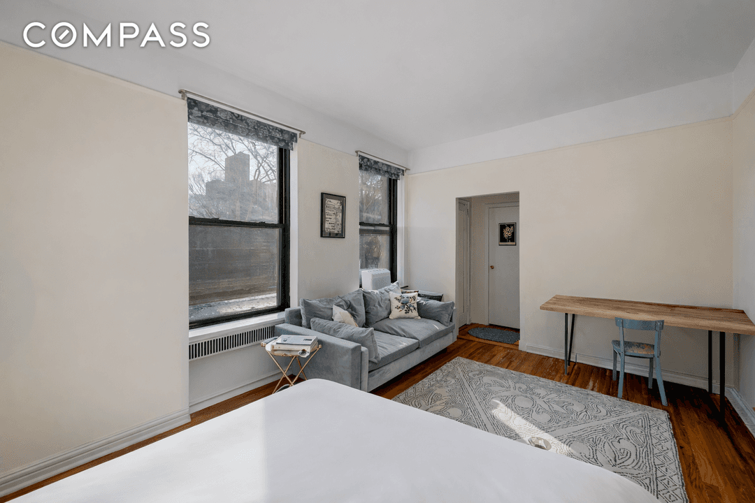 Overlooking Theodore Roosevelt Park from one of the Upper West Side s most sought after blocks, this sun filled studio offers a rare blend of iconic views, natural light, and ...
