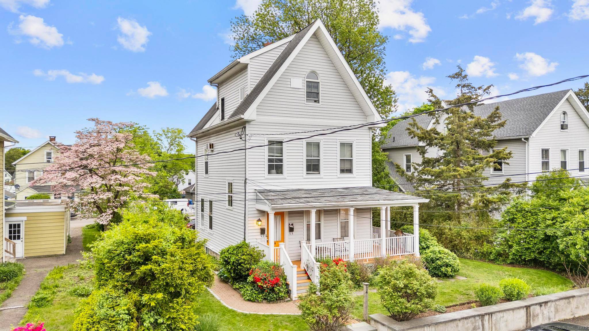 Discover this well maintained two unit multifamily property at 14 Jefferson Street, Norwalk, CT 06851, featuring a total of three bedrooms and three bathrooms across 1, 674 square feet of ...