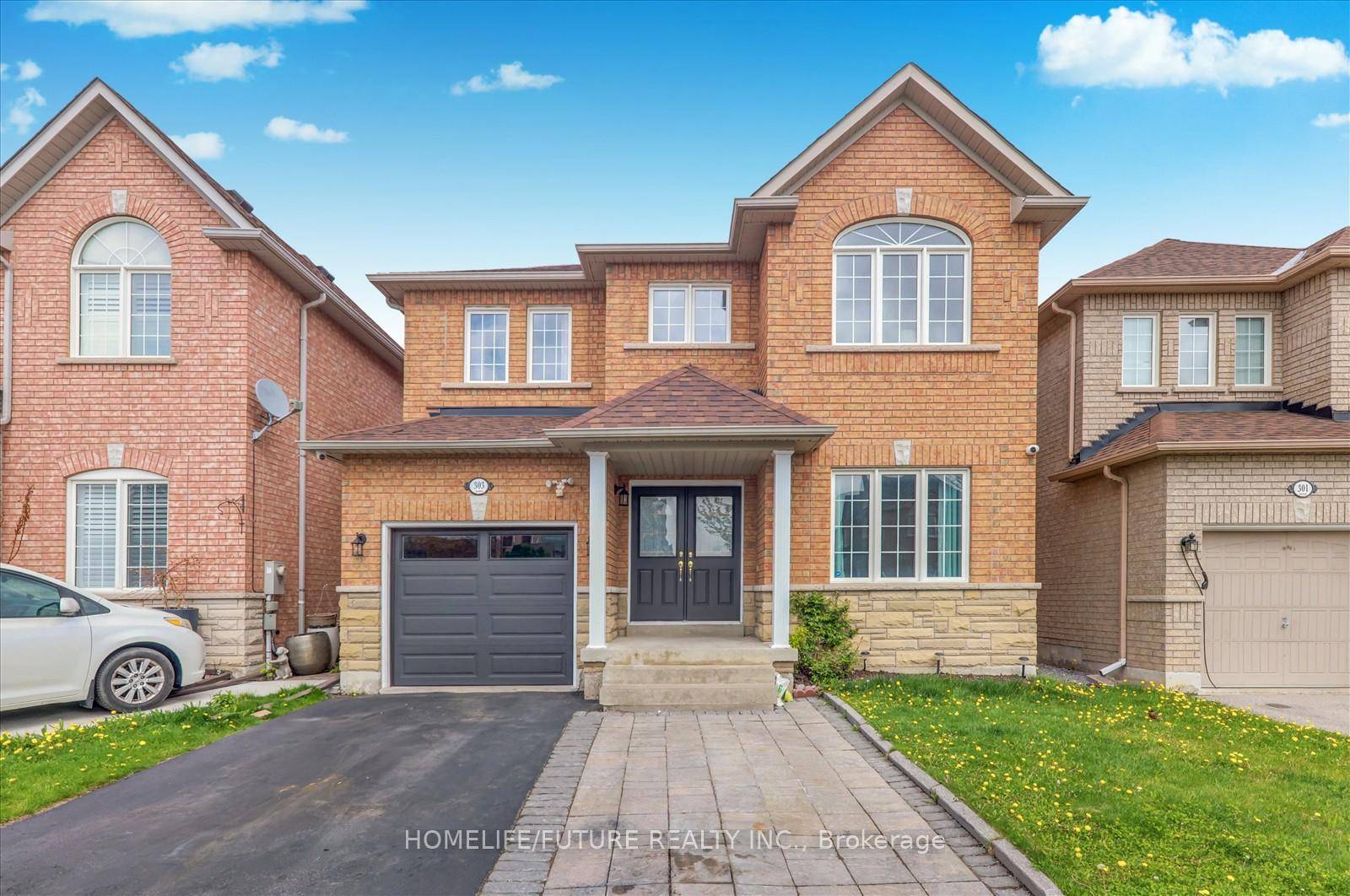 Prime Location ! Bright amp ; Beautiful 4 Bedroom Home With Finished Basement.