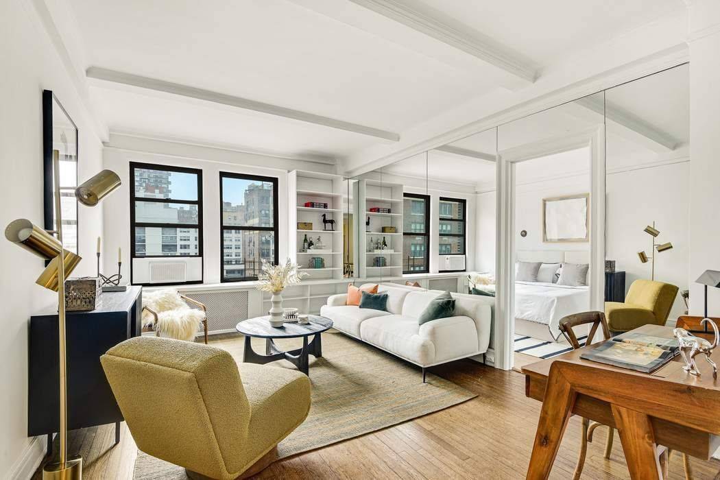 Bright amp ; Spacious 2 Bedroom with Generous Storage in Prime Upper East Side Location Welcome to this sun filled two bedroom, one bathroom home, offering both north and south ...