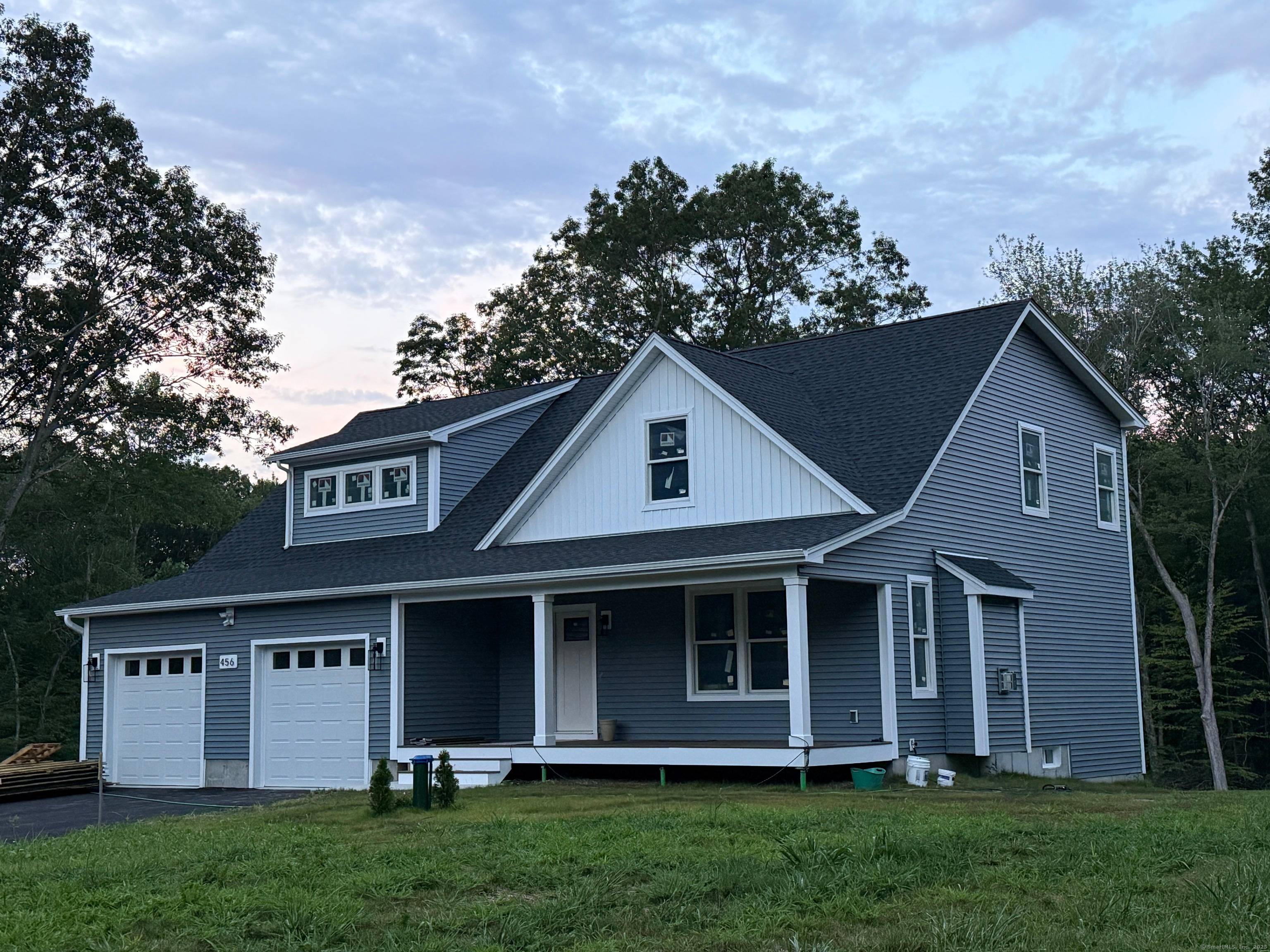 Welcome to 456 Thompson st !