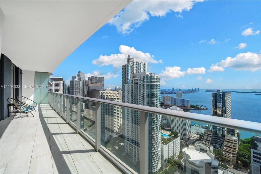 Luxury living at its finest in the heart of Brickell !