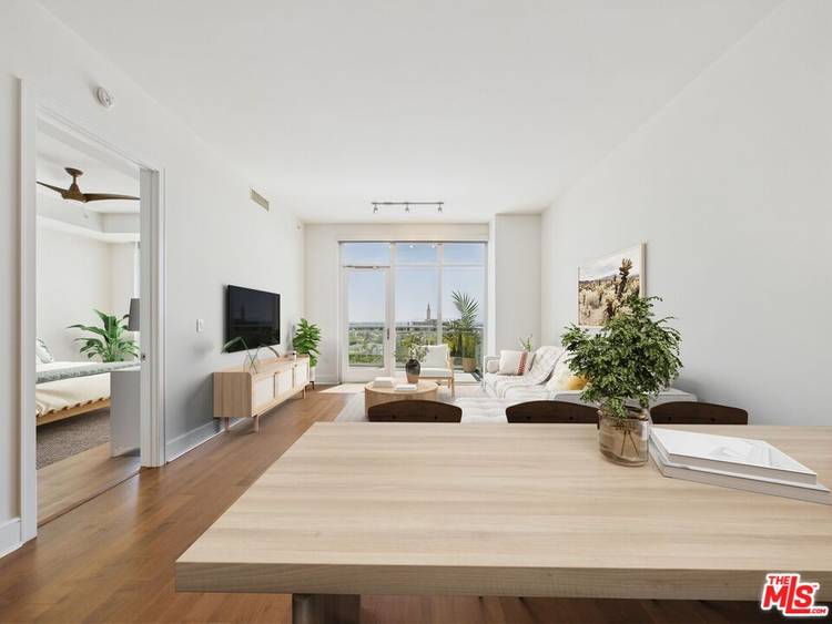 10700   Wilshire Blvd 1BR Westwood La