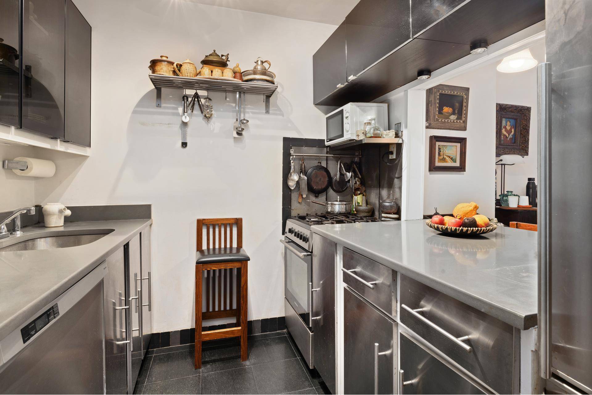 Extra Large 1 Bedroom Condo next to Lincoln Center and Central Park !