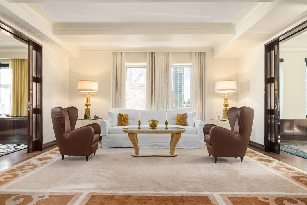 Located in sought after pre war condominium, this full floor penthouse offers 360 degree views of New York City's stunning landscape.