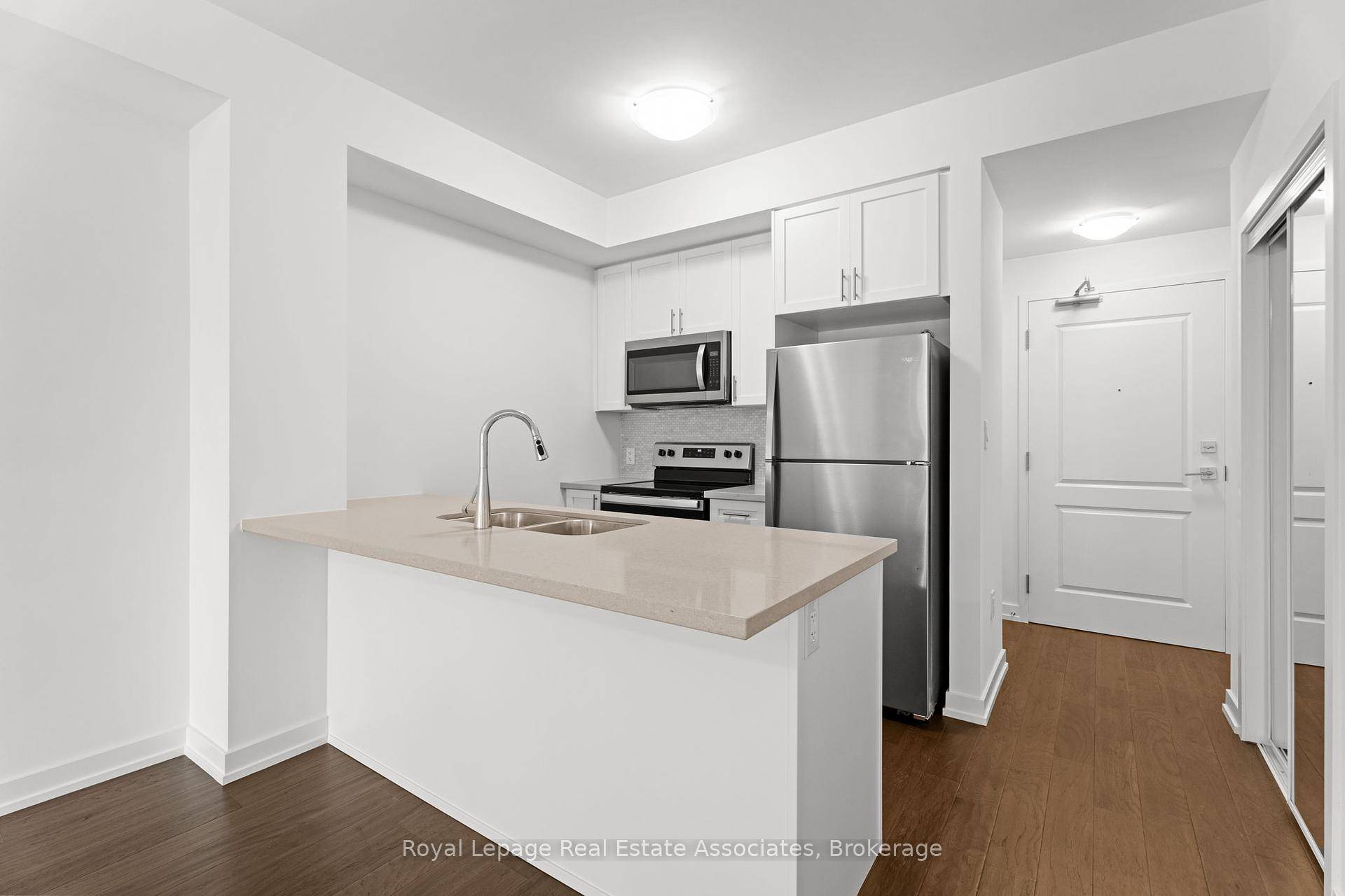 Welcome to 460 Dundas St E in Waterdown.