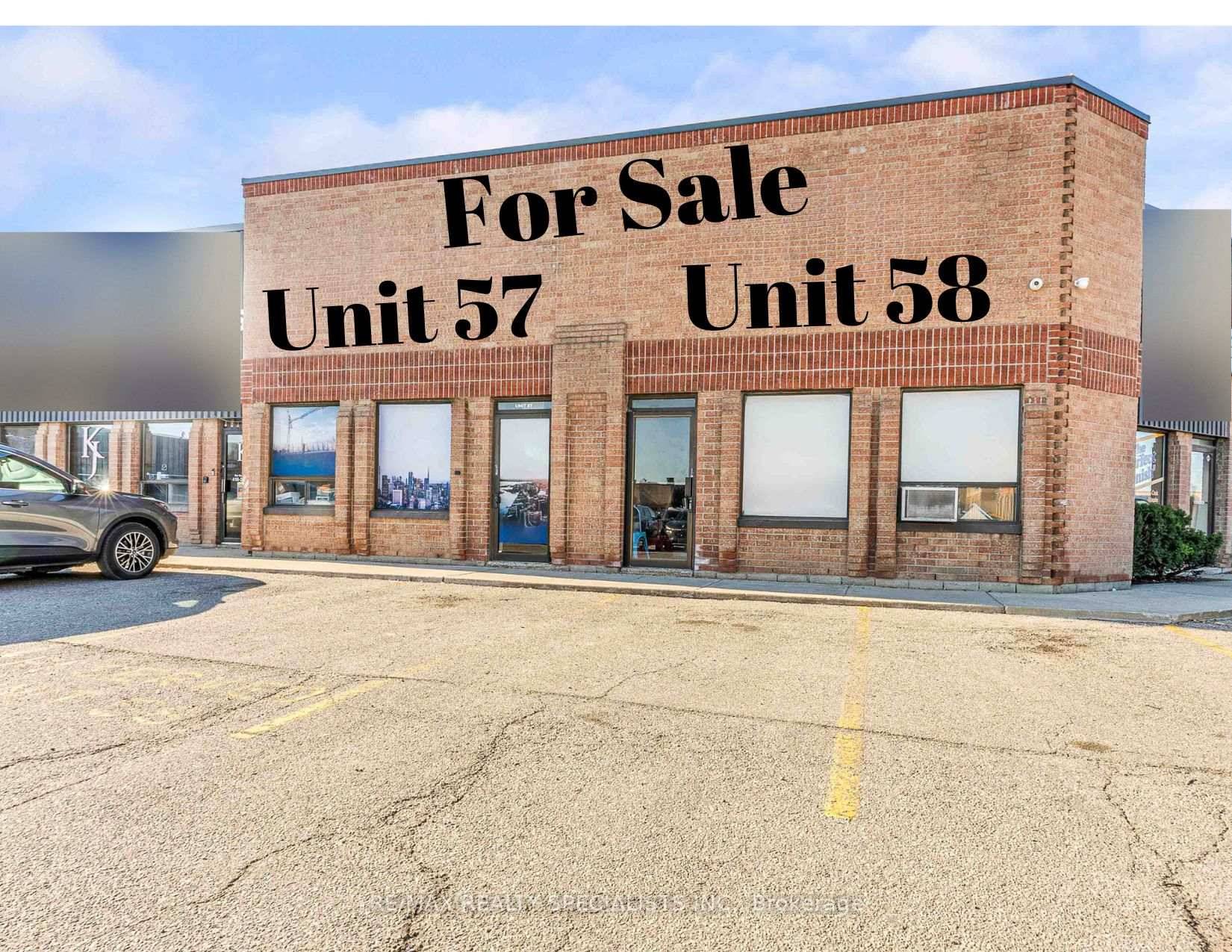 Discover a prime commercial unit on the border of Brampton and Mississauga, strategically located in a high traffic area for maximum visibility and featuring multiple parking options.