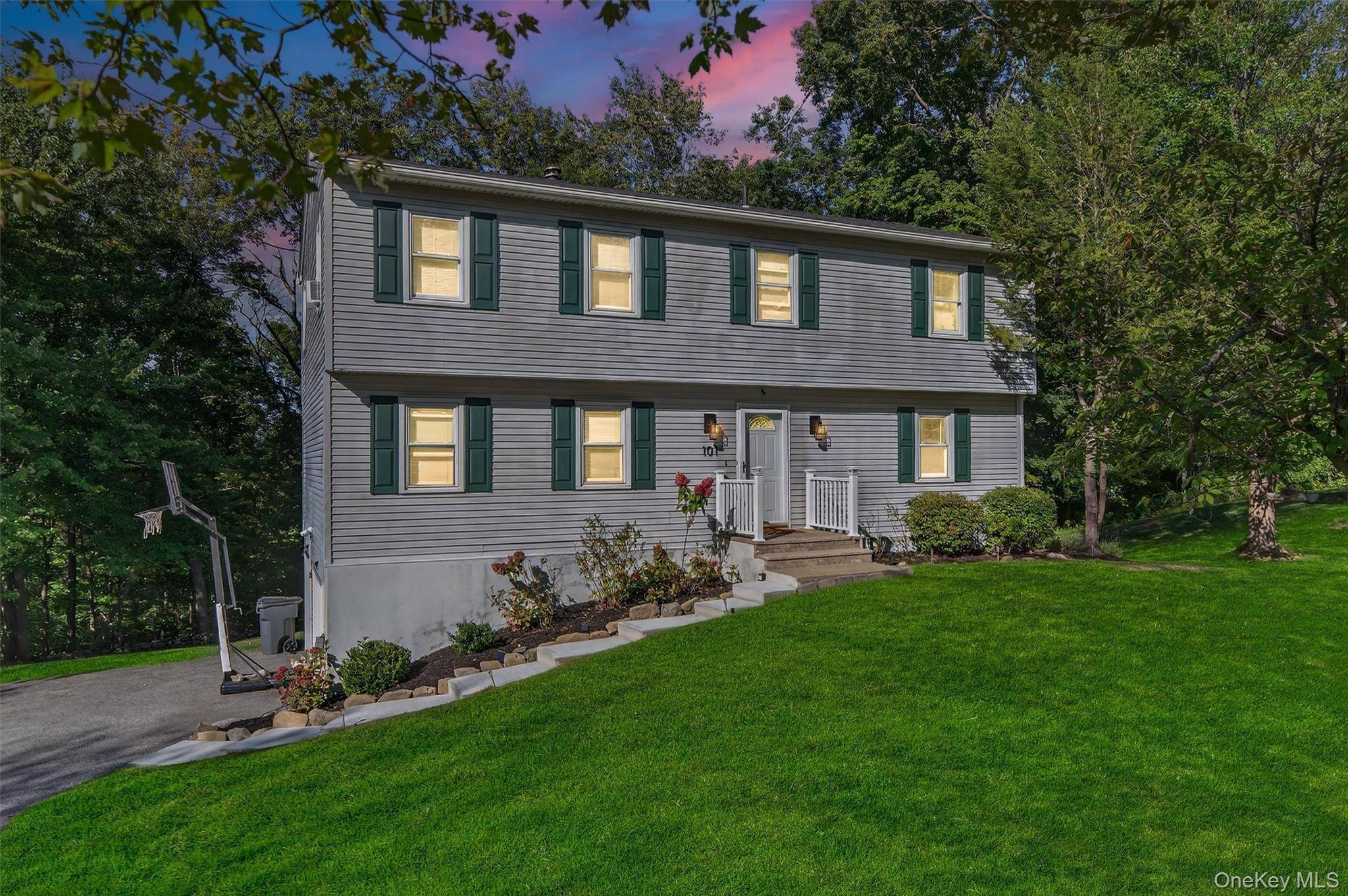 If you love summer entertaining, you ll absolutely fall in love with the expansive two tiered deck and pergola overlooking the private, wooded backyard of this stunning 2 story colonial.