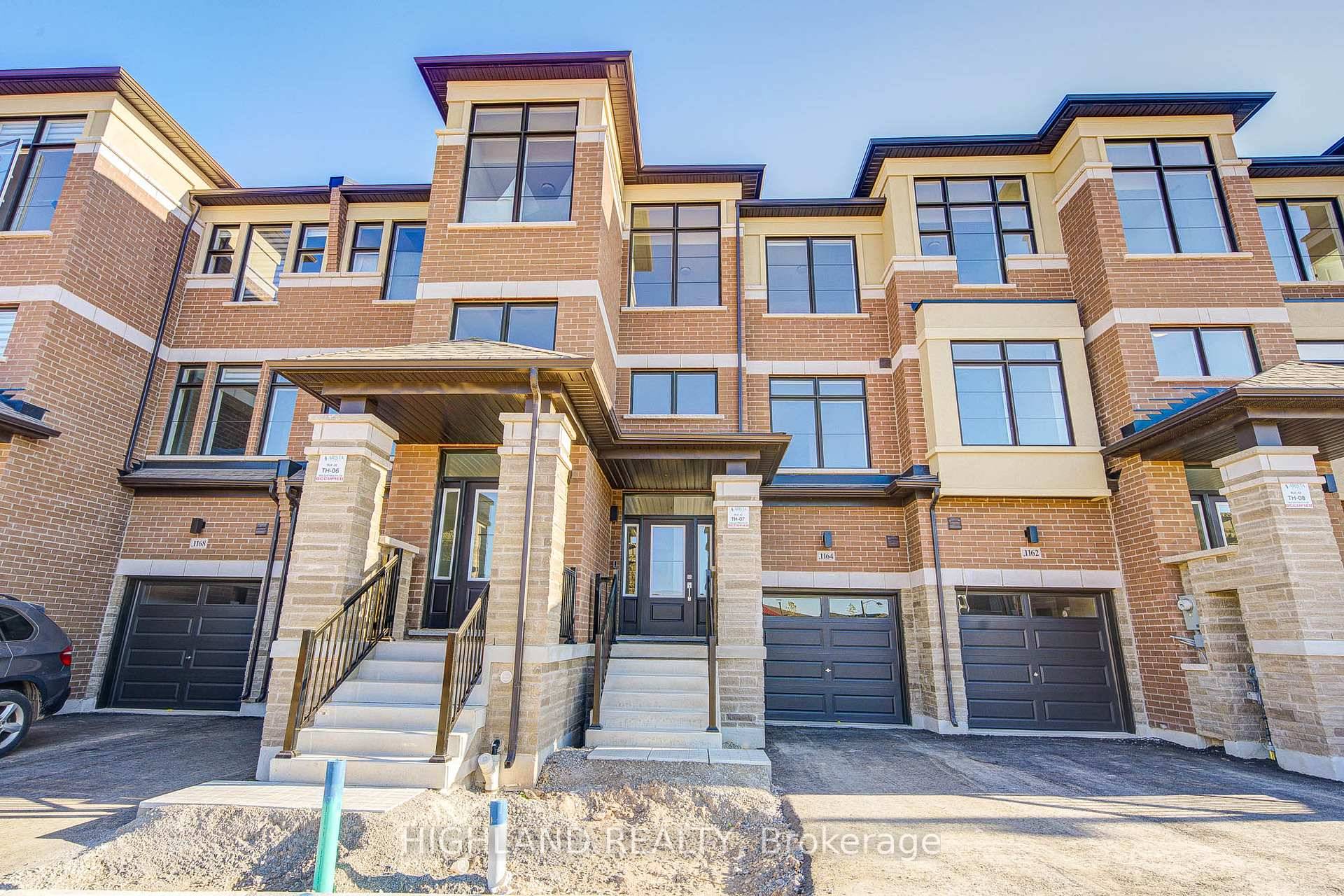 Brand New amp ; Luxury Townhouse W 4 Bedrooms amp ; 3.