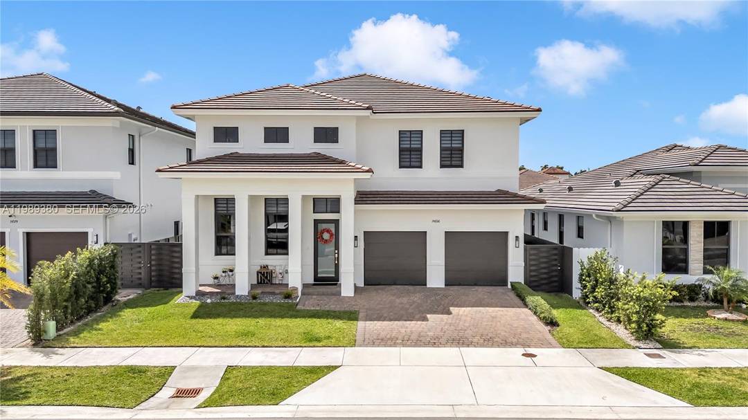 One of the newest home with substantial upgrades in the heart of Miami close to shopping, FIU and all interestates.