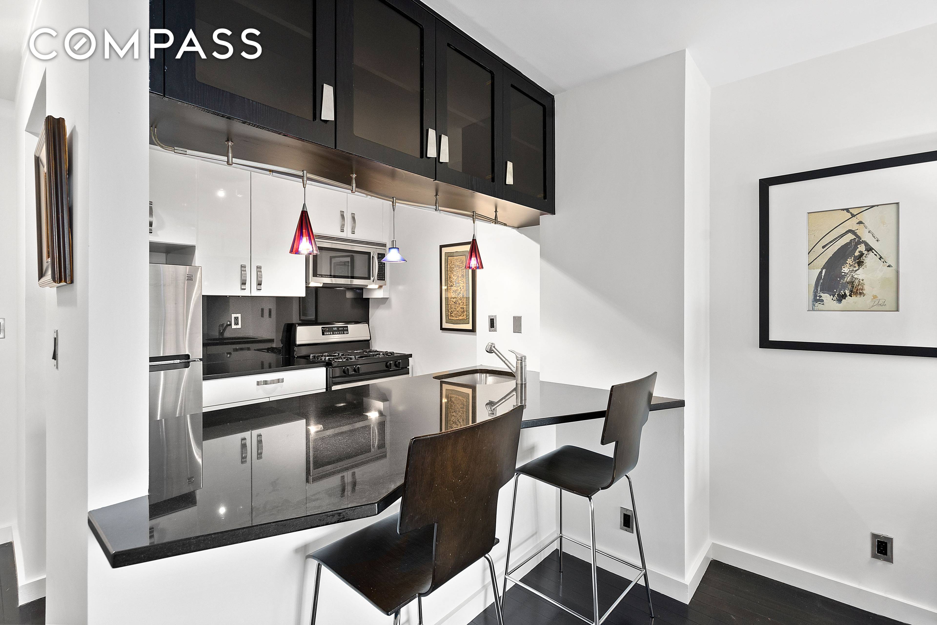 Welcome to Residence U19C in the sought after University Tower at Zeckendorf Towers Condominium.