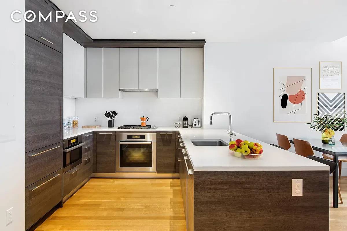 Discover modern elegance and convenience in this stunning condo located at 101 Leonard St, Manhattan, NY.