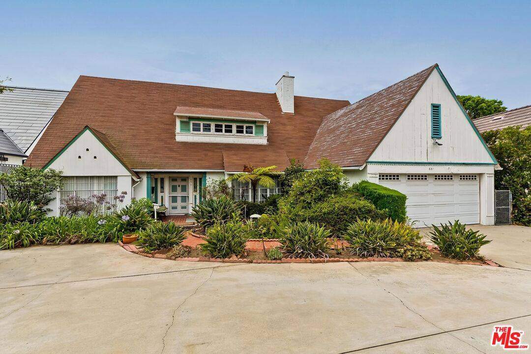 651  S Beverly Glen Blvd Westwood LA
