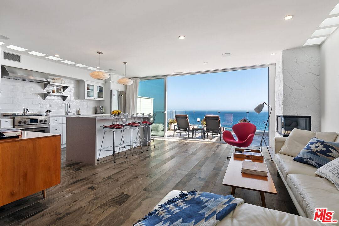 27400   Pacific Coast Hwy 1BR Malibu La