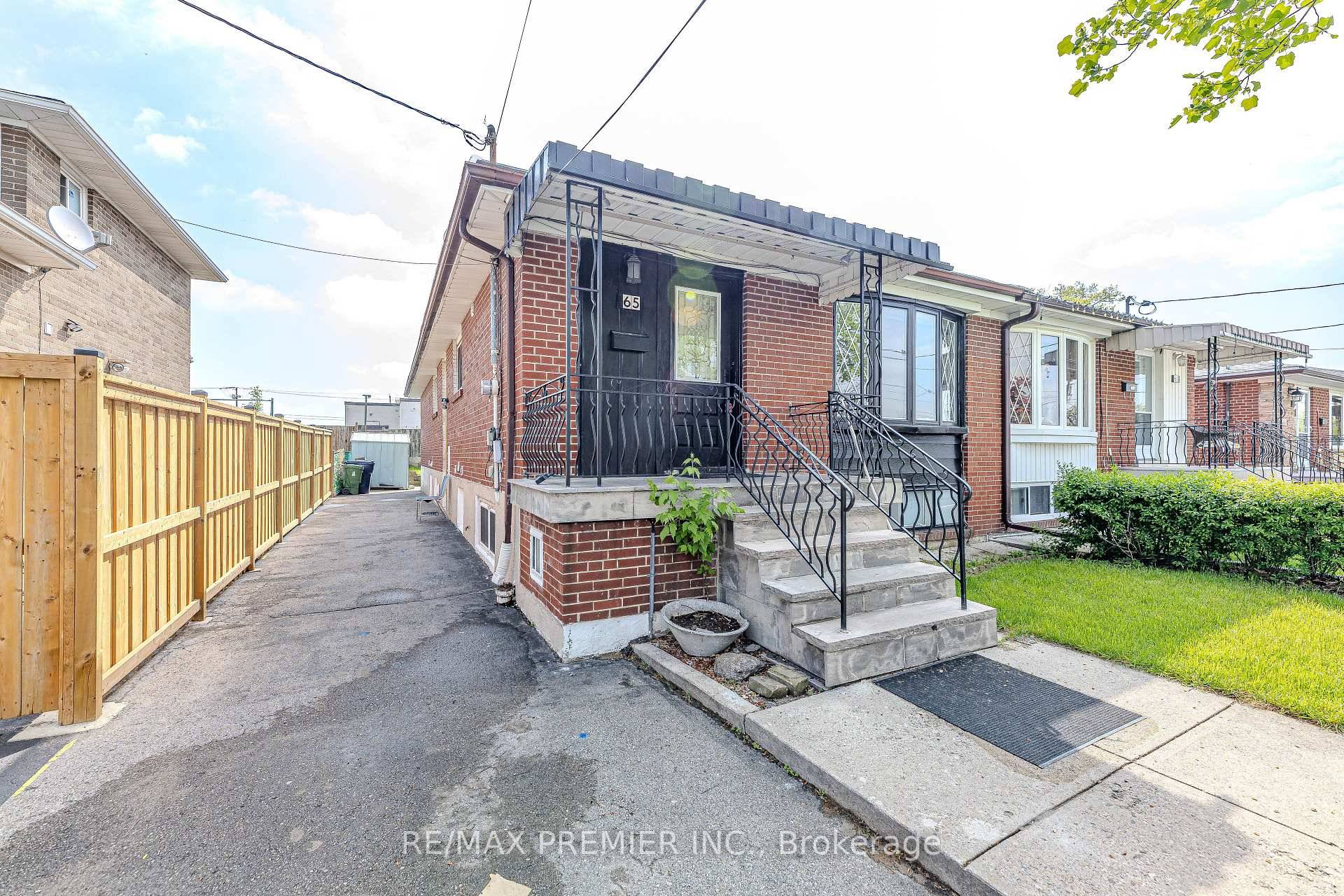 Bright amp ; Spacious 3 Bedroom Semi with Four Full Bathrooms in the highly sought after Humber Summit neighborhood.