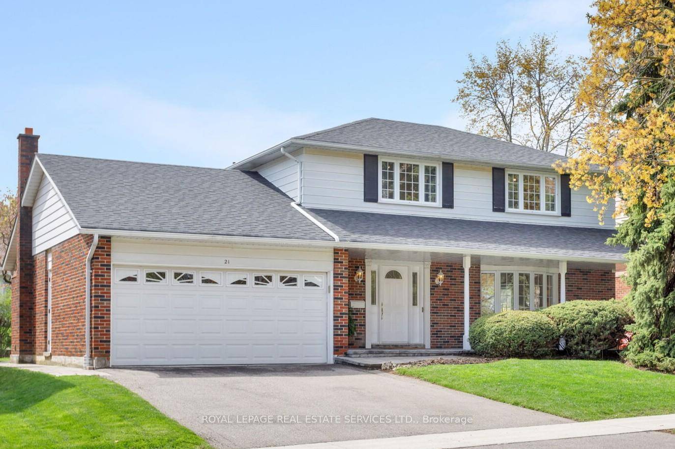 Welcome to 21 Rustywood Drive A Place to Grow, Gather amp ; Call Home.