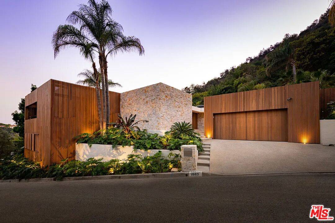 1883   Rising Glen Rd 4BR Sunset Strip La