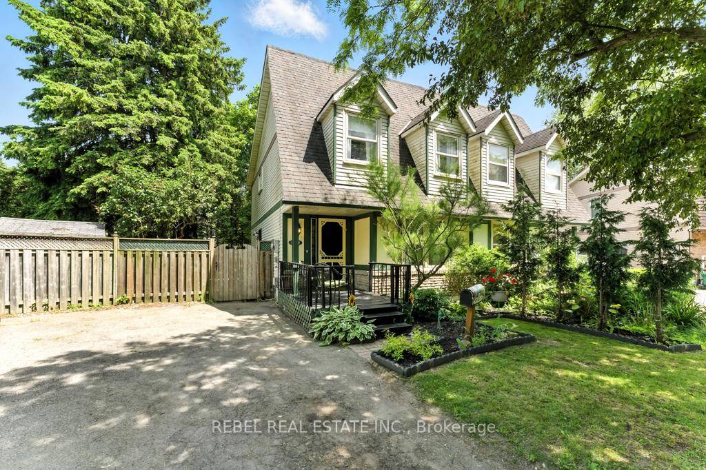 Welcome To 315 Rondeau Court A Beautifully Updated Semi Detached Home Nestled In Oshawa's Quiet And Family Friendly Lakeview Community.