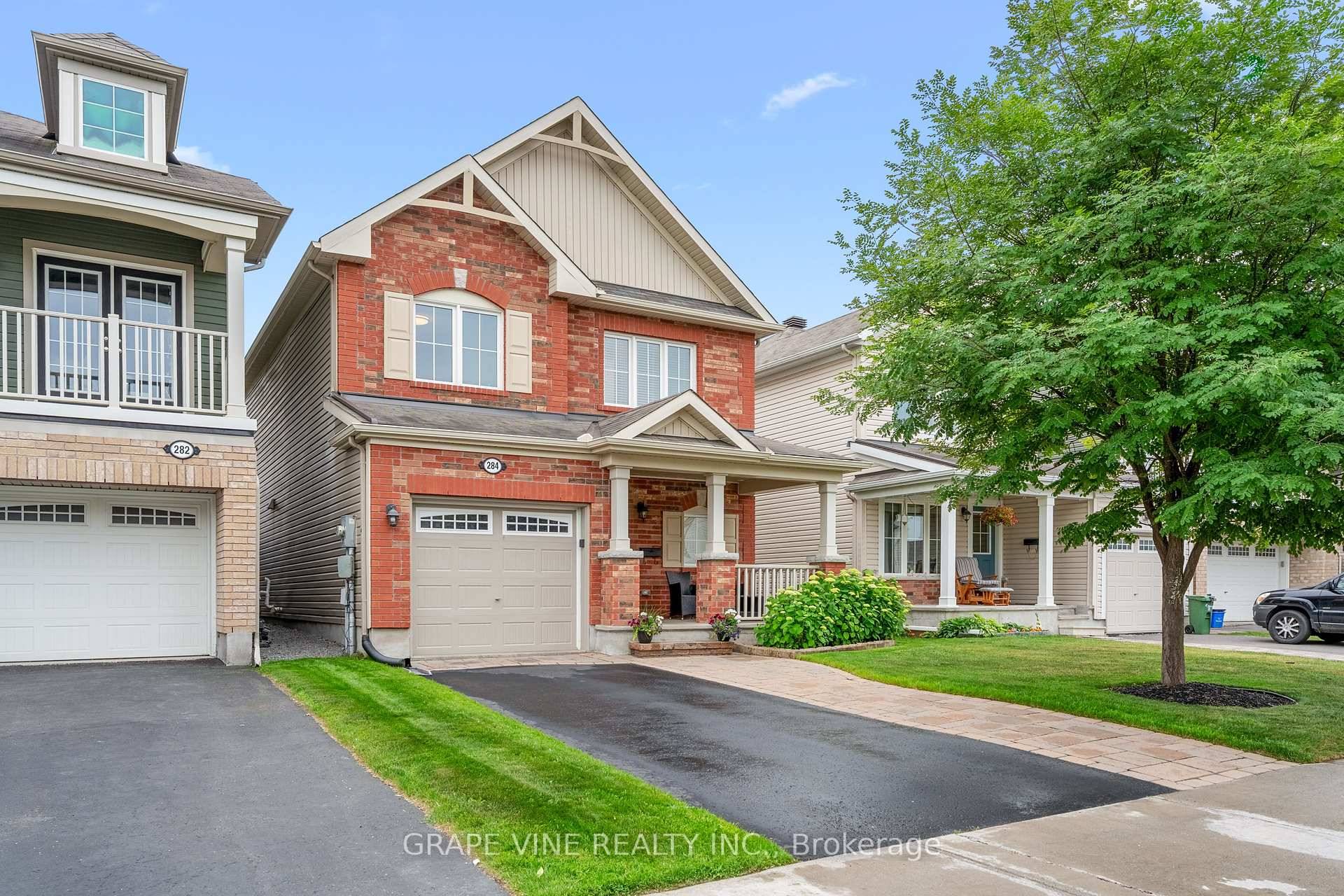 Offered at 749, 900 Exceptional value in Mattamy's Summerside Village, Orle ans !