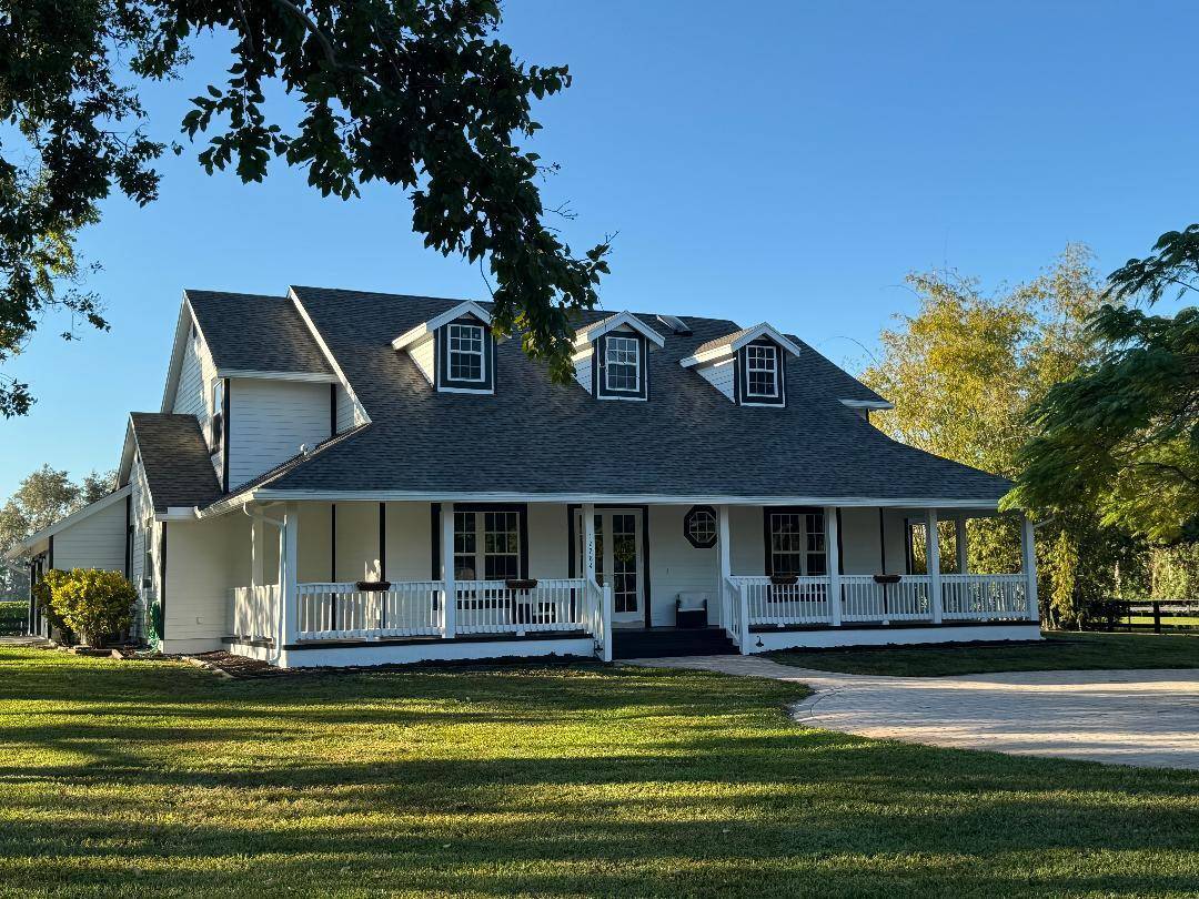 Welcome home to a one of a kind equestrian retreat where modern comfort meets country living.