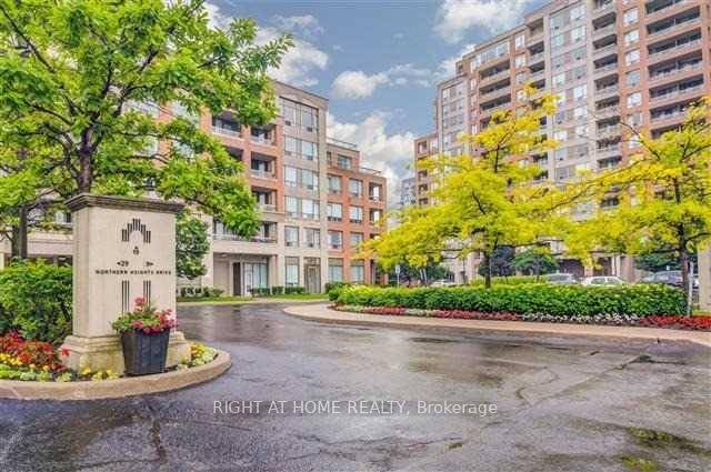 Newly Renovated Gorgeous Condo In Luxury Empire Place On Yonge In Heart of Richmond Hill.