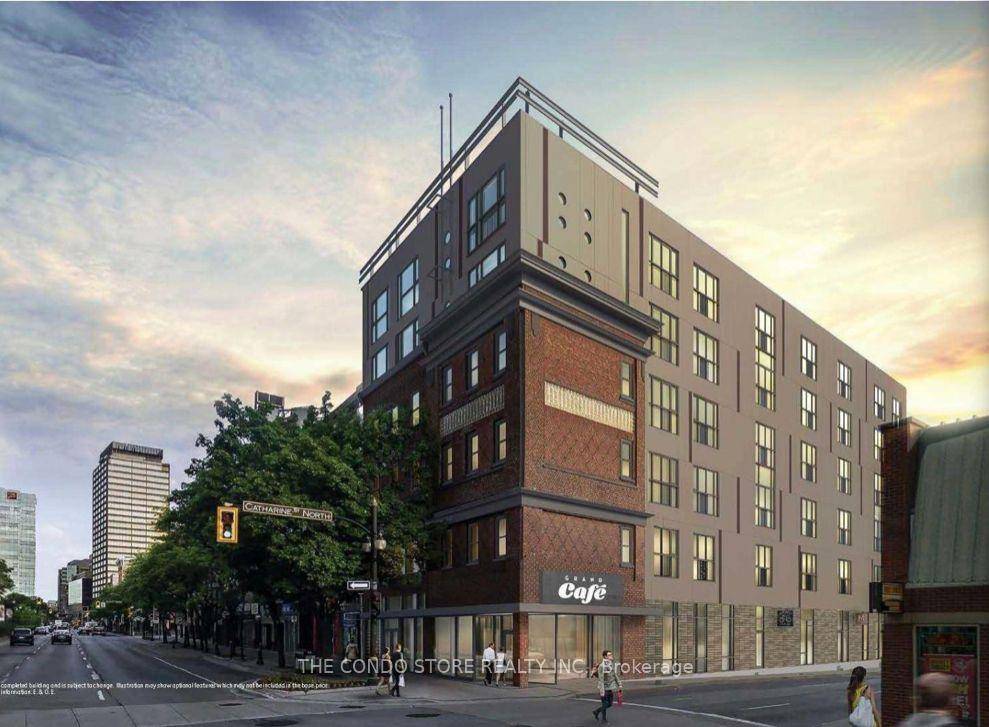 2Bed Apartment At Gore Park Lofts Offers Close To 800Sqft Of Living Space.