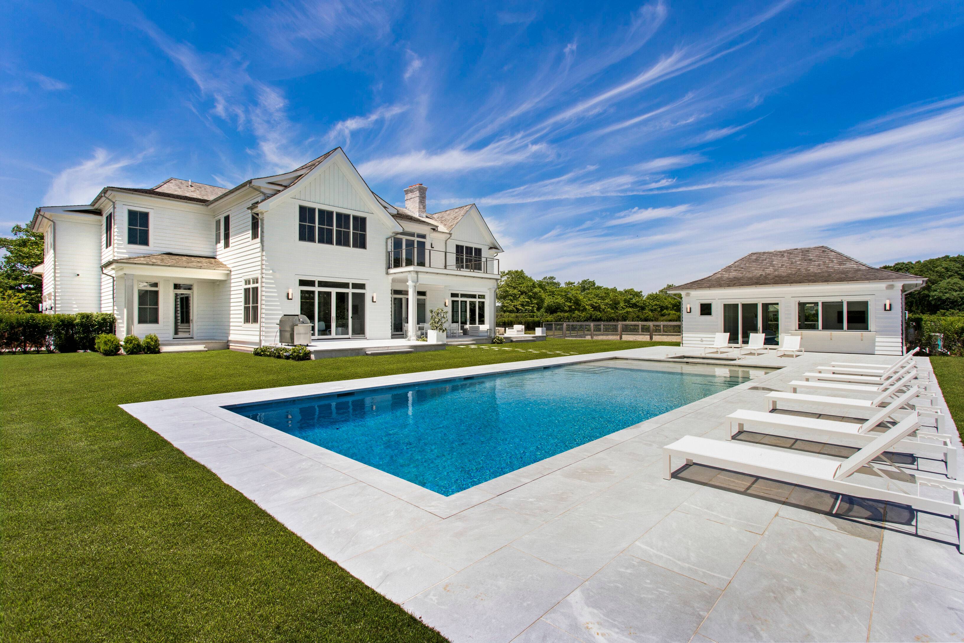 Spectacular New Post Modern in Water Mill