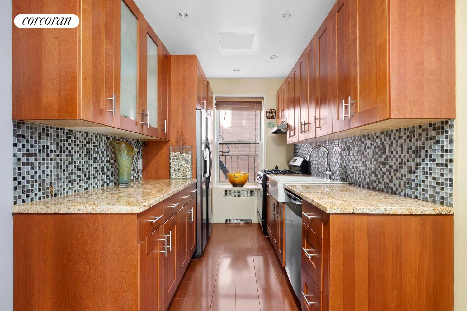 STYLE, ELEGANCE, SERENITY !