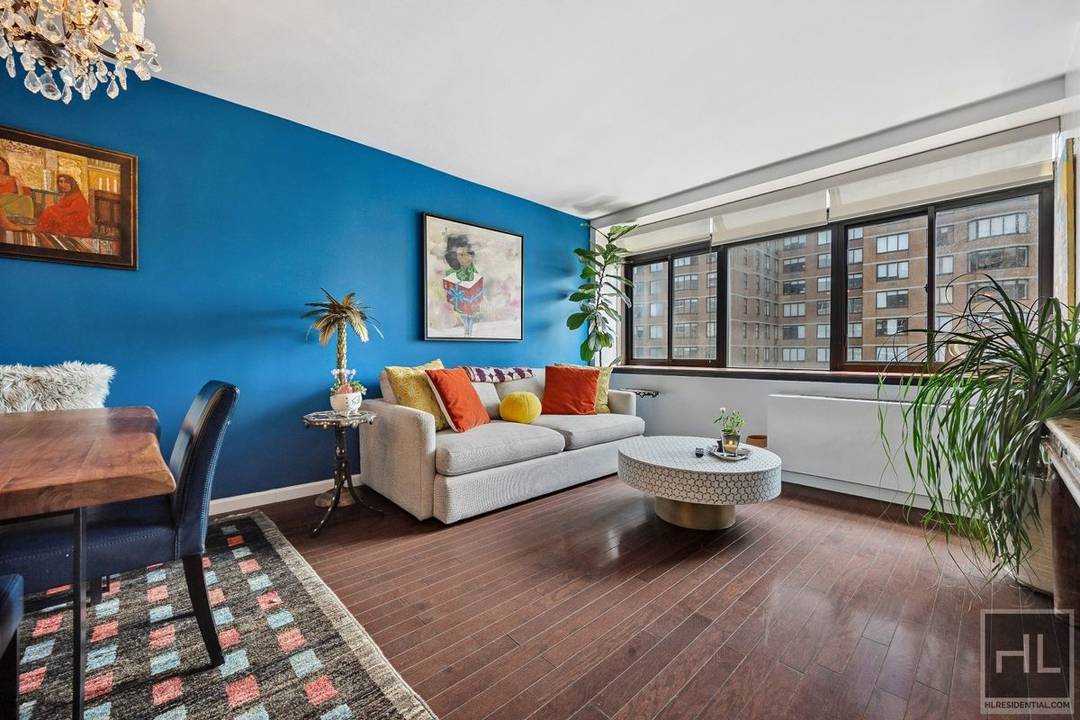 The Moroccan Retreat at L'Isola 157 East 32nd Street, Residence 16APerched high on the 16th floor, Residence 16A at L'Isola Condominium is a sun drenched, south facing sanctuary that captures ...