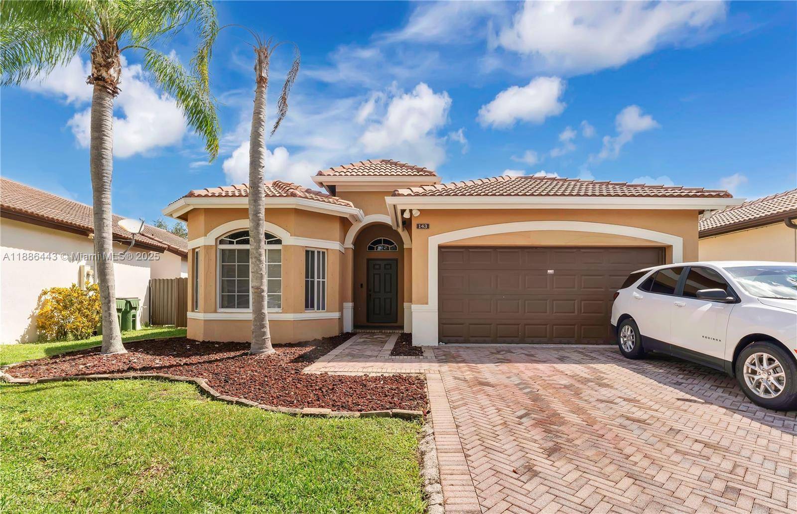 Beautifully maintained home in a welcoming community !