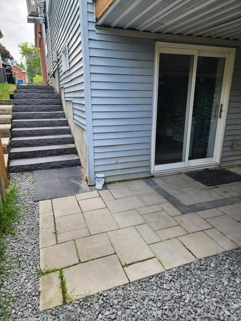 Bright 1 Bedroom Furnished Basement Apartment with Parking, Welcome to your new home !