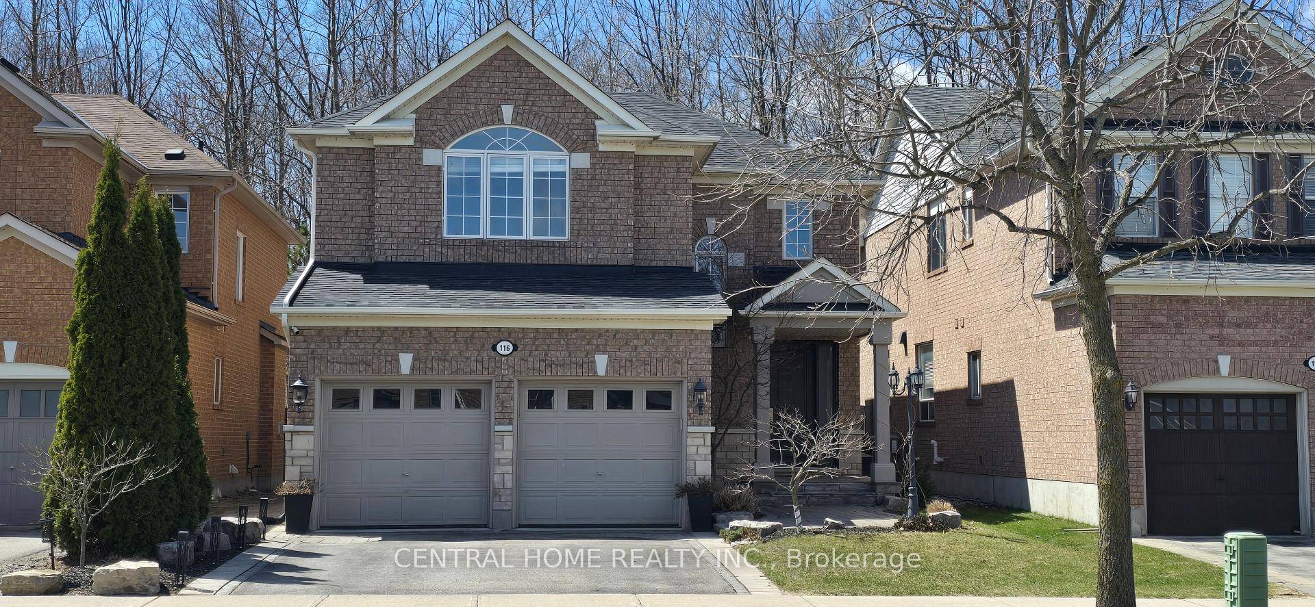 Stunning 4 Bedroom home in sought after family oriented neighborhood With 9 FT Ceilings on Main Floor, Pot Lights and amenities.