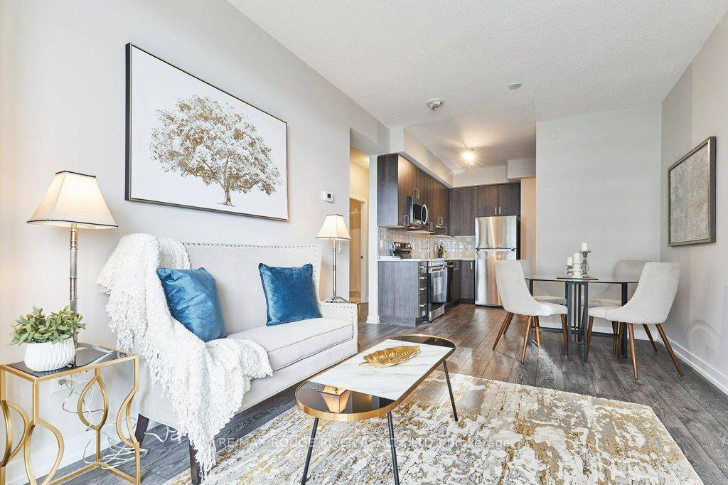 One year new ! Modern, spacious suite one bedroom plus den in Pickering's prestigious Universal City 2 Towers, by Chestnut Hill.