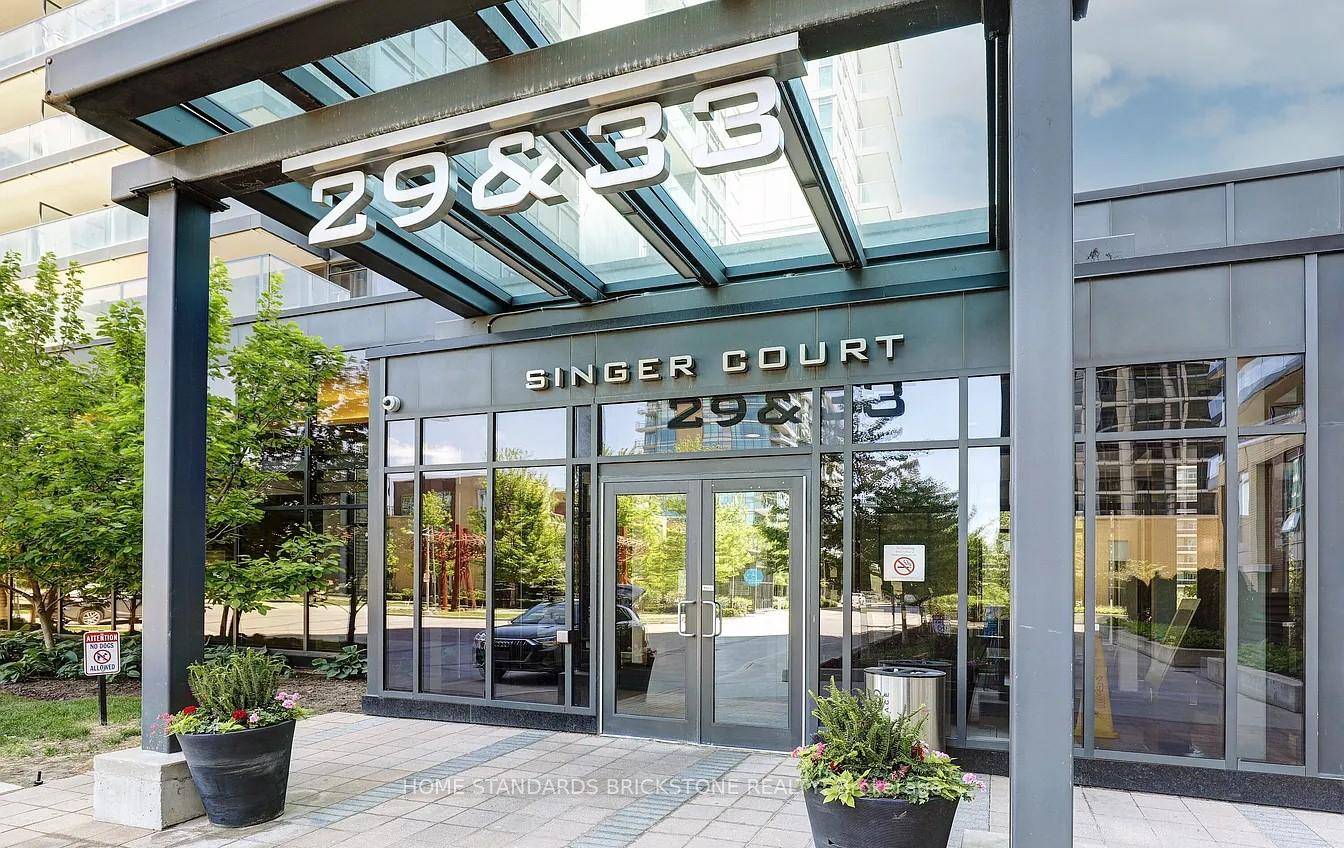 Welcome To Discovery Condos At Concord Parkplace in North York !