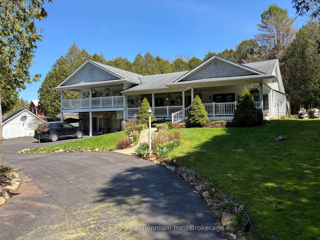 48 acre river side property with several dream options.
