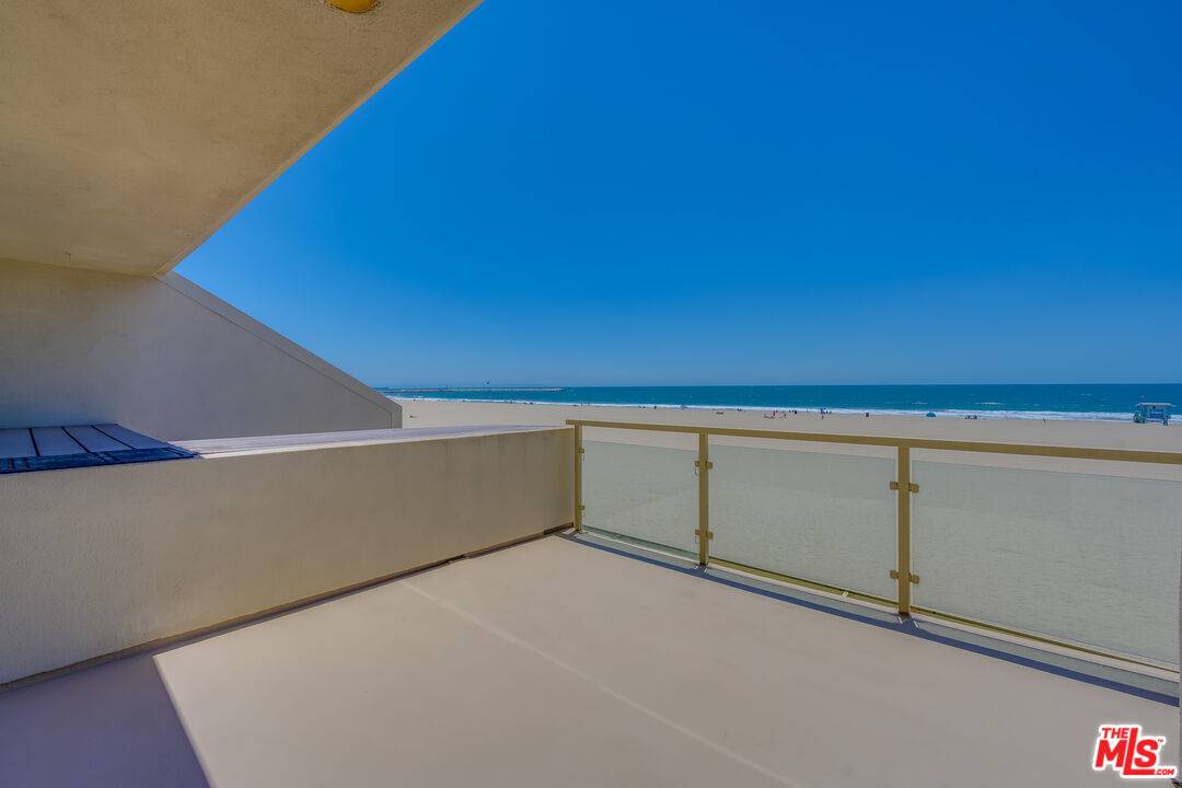 2 Ketch St 2BR Marina Del Rey La