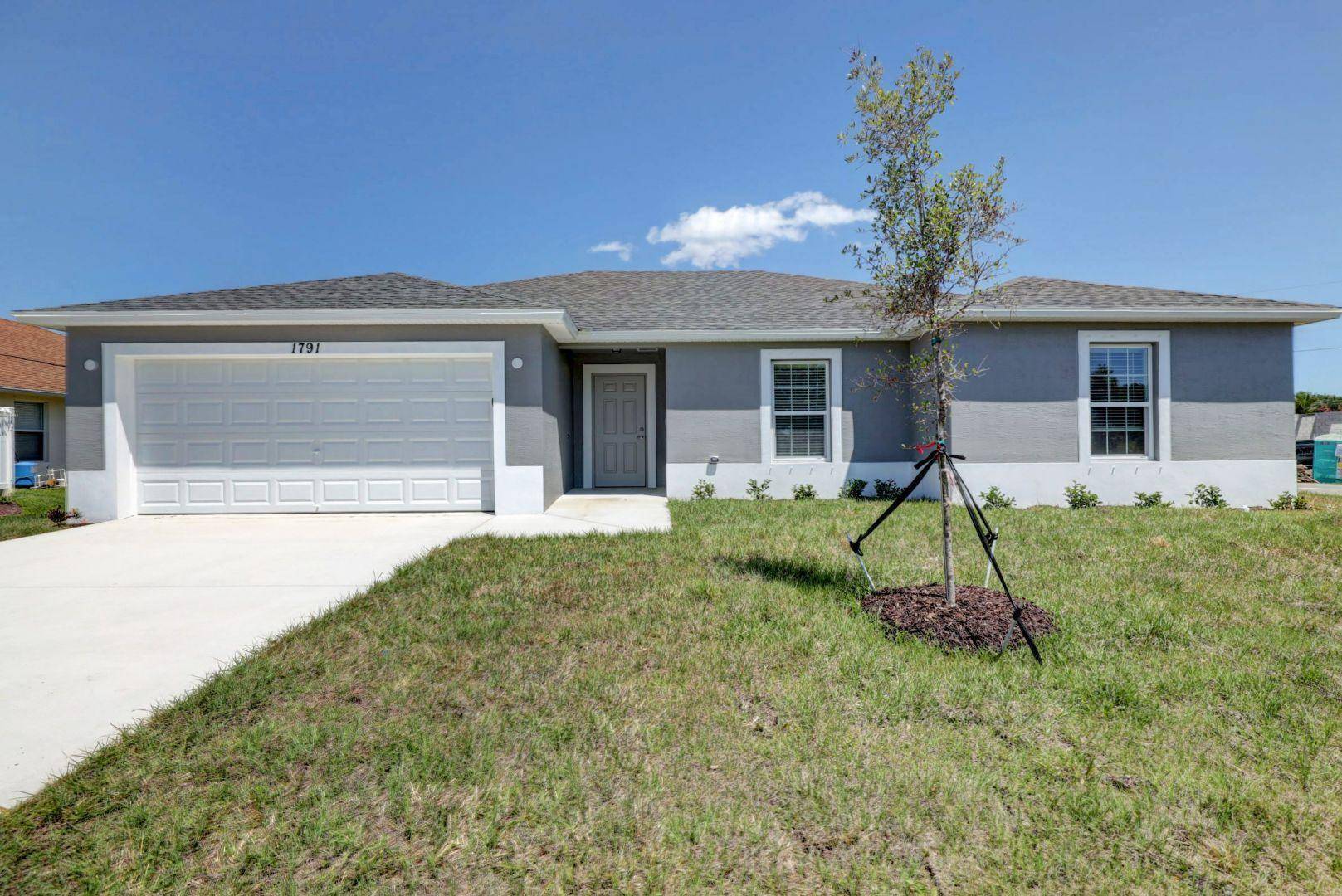 PRICE IMPROVEMENT ! ! ! ANOTHER BRAND NEW HOME BUILT BY AWARD WINNING SYNERGY HOMES !