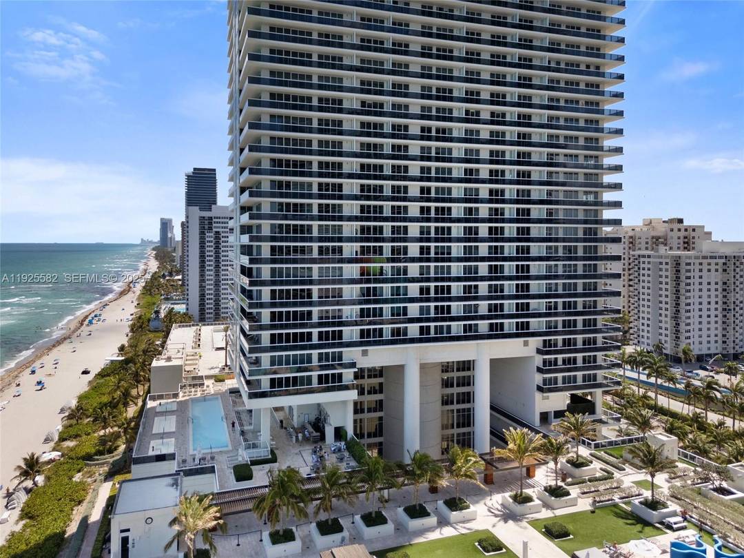 Enjoy stunning, unobstructed oceanfront views from this SPECTACULAR unit.