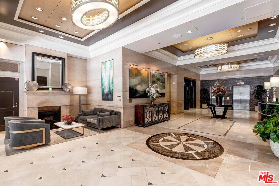 10520 Wilshire Blvd 3BR Westwood La