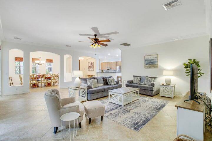 349 Chambord Terrace Condo Palm Beach