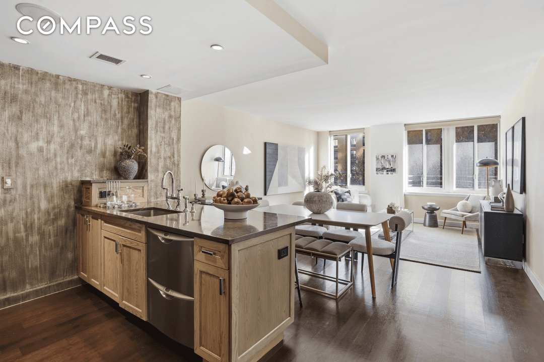 Experience luxury waterfront living in this renovated one bedroom residence in one of Battery Park City's most sought after buildings.