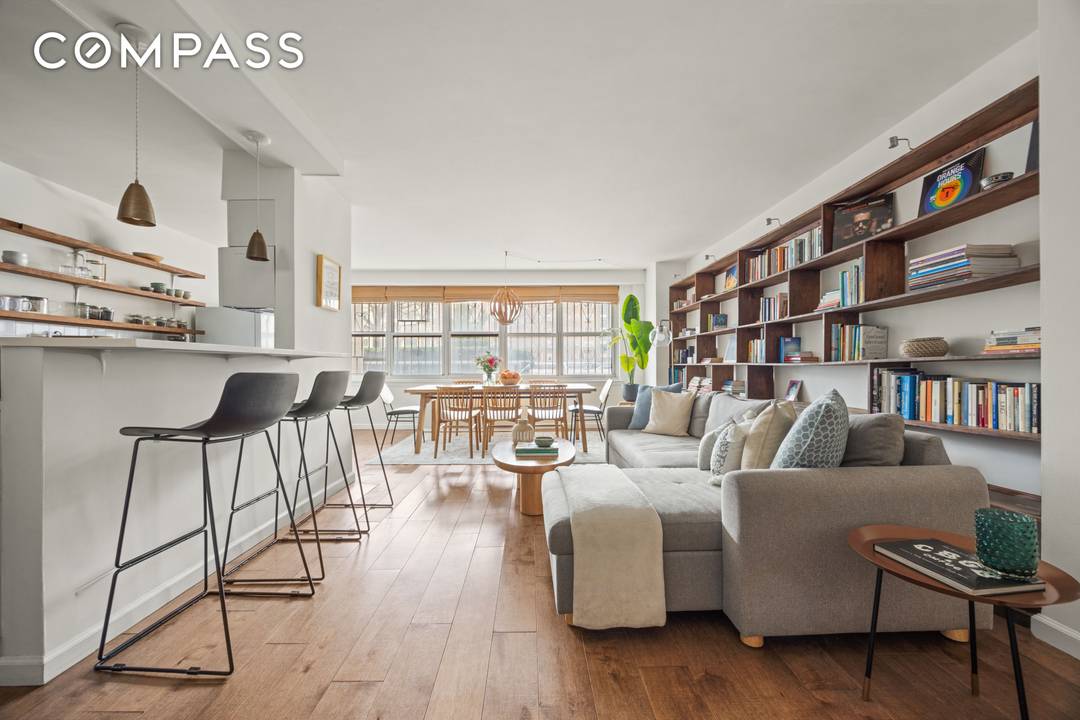 Welcome home to 135 Ocean Parkway 1M a beautifully renovated and expansive 2 bedroom, 2 bathroom co op in one of Brooklyn's most beloved full service buildings, ideally positioned on ...