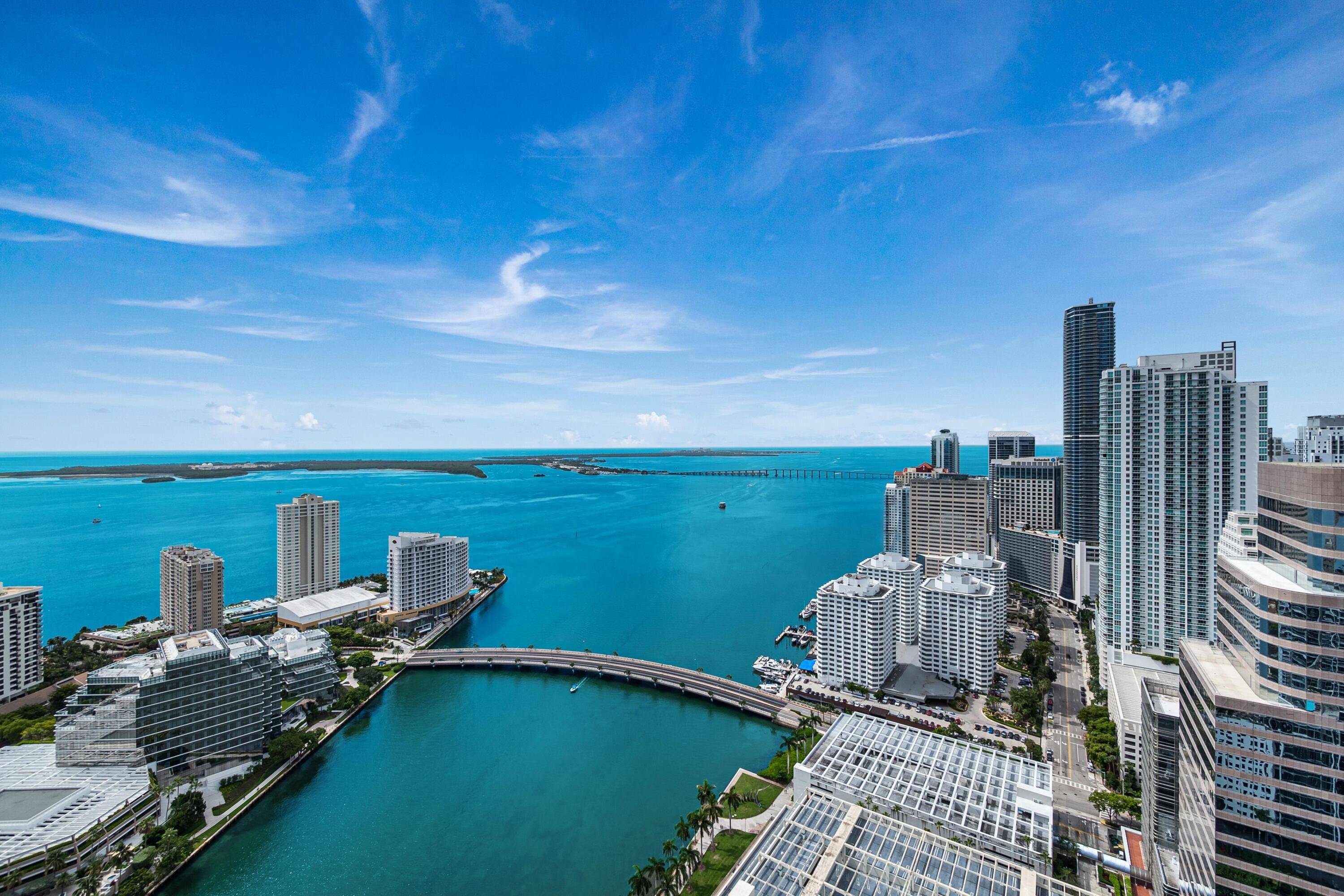 FULLY FURNISHED. Experience luxury living in this high floor condo with breathtaking views of Biscayne Bay and the Brickell skyline.